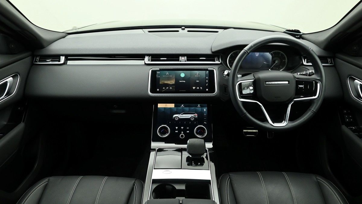 Land Rover Range Rover Velar Image 14