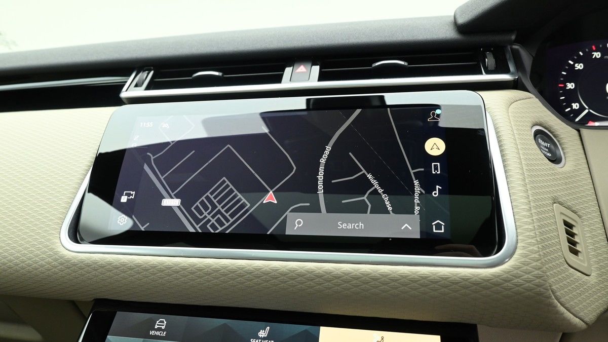 Land Rover Range Rover Velar Image 11