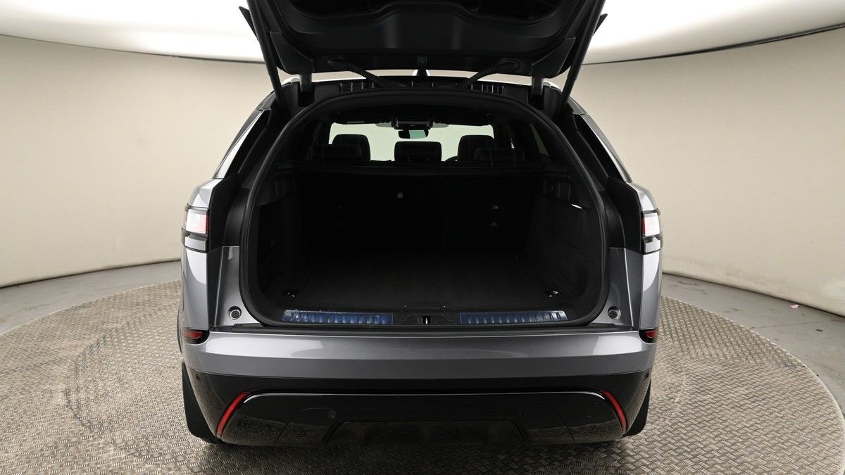 Land Rover Range Rover Velar Image 10