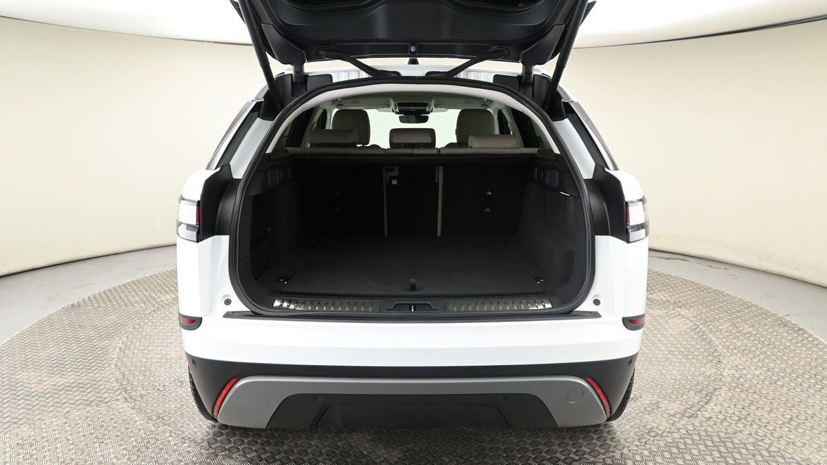 Land Rover Range Rover Velar Image 10