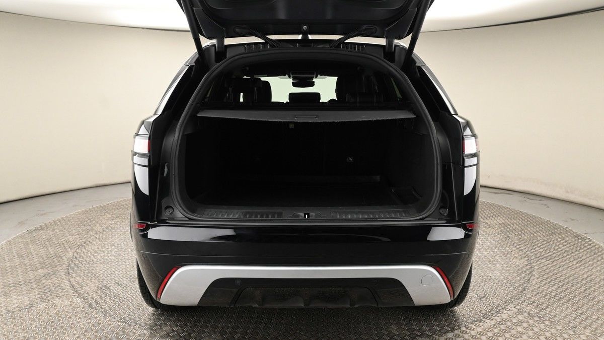 Land Rover Range Rover Velar Image 10