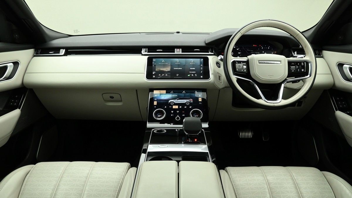 Land Rover Range Rover Velar Image 14