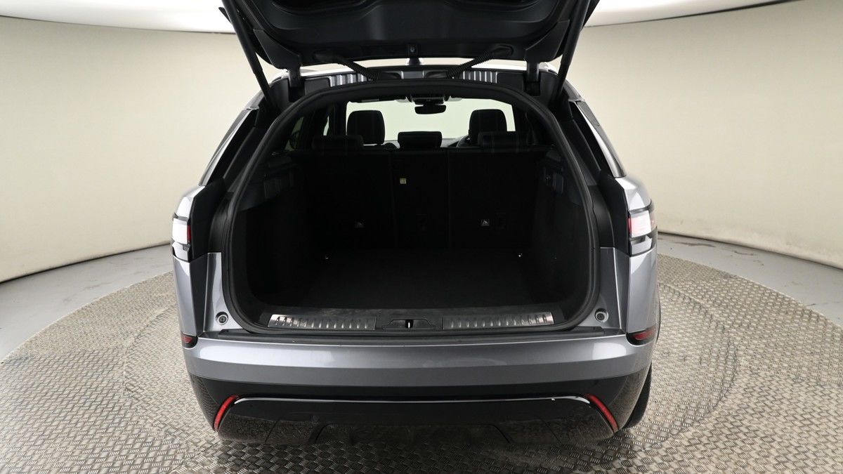 Land Rover Range Rover Velar Image 10