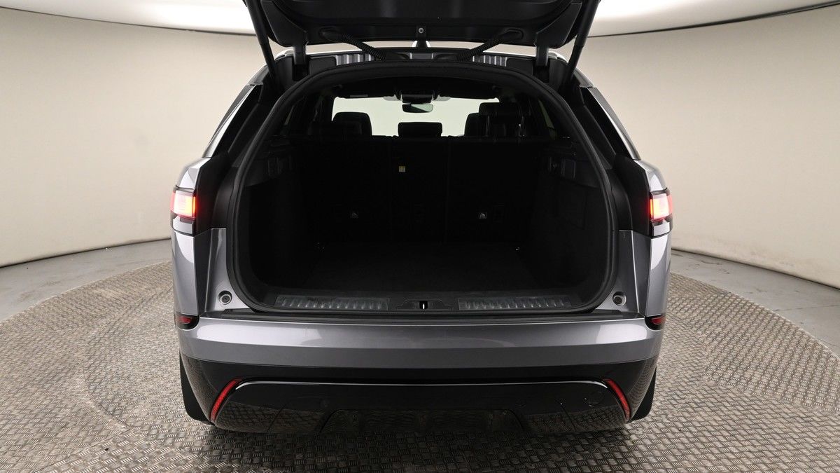 Land Rover Range Rover Velar Image 10