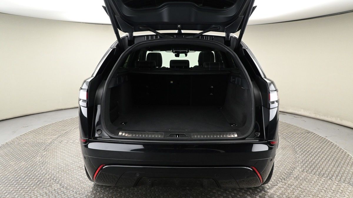 Land Rover Range Rover Velar Image 10