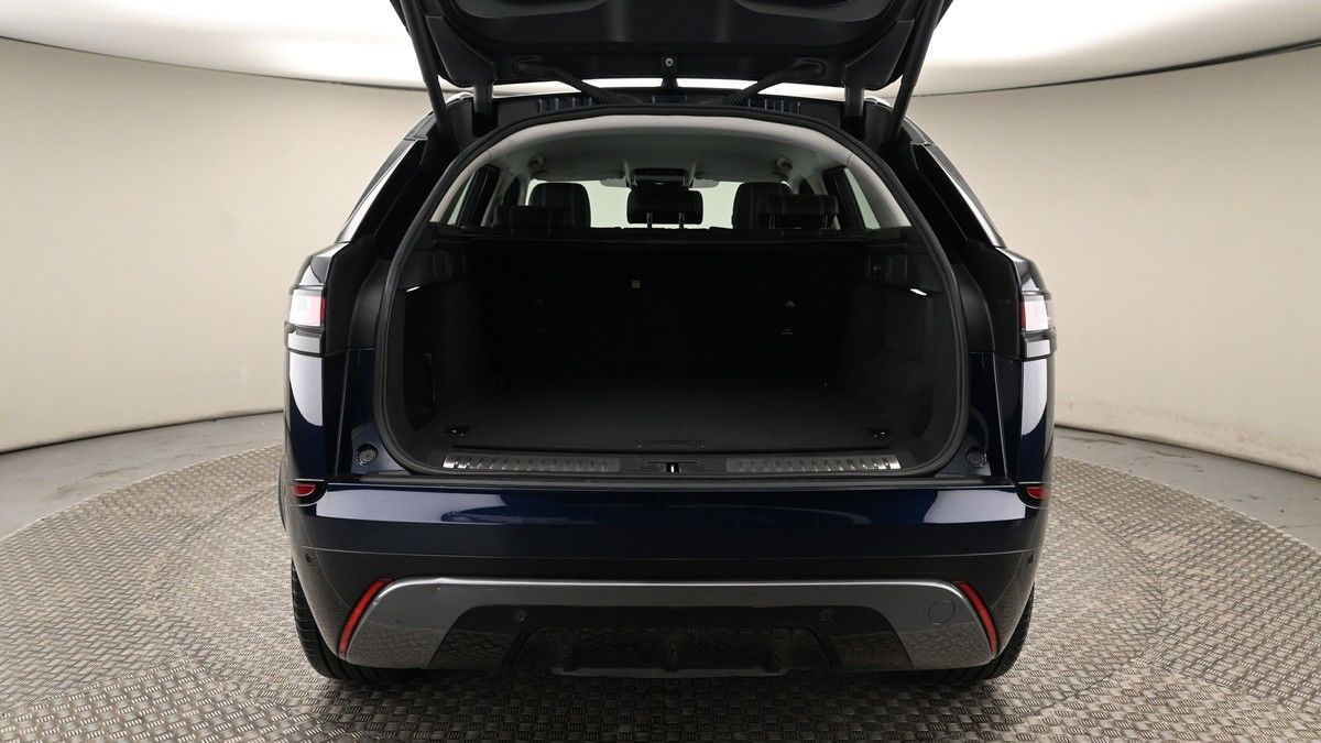 More views of Land Rover Range Rover Velar