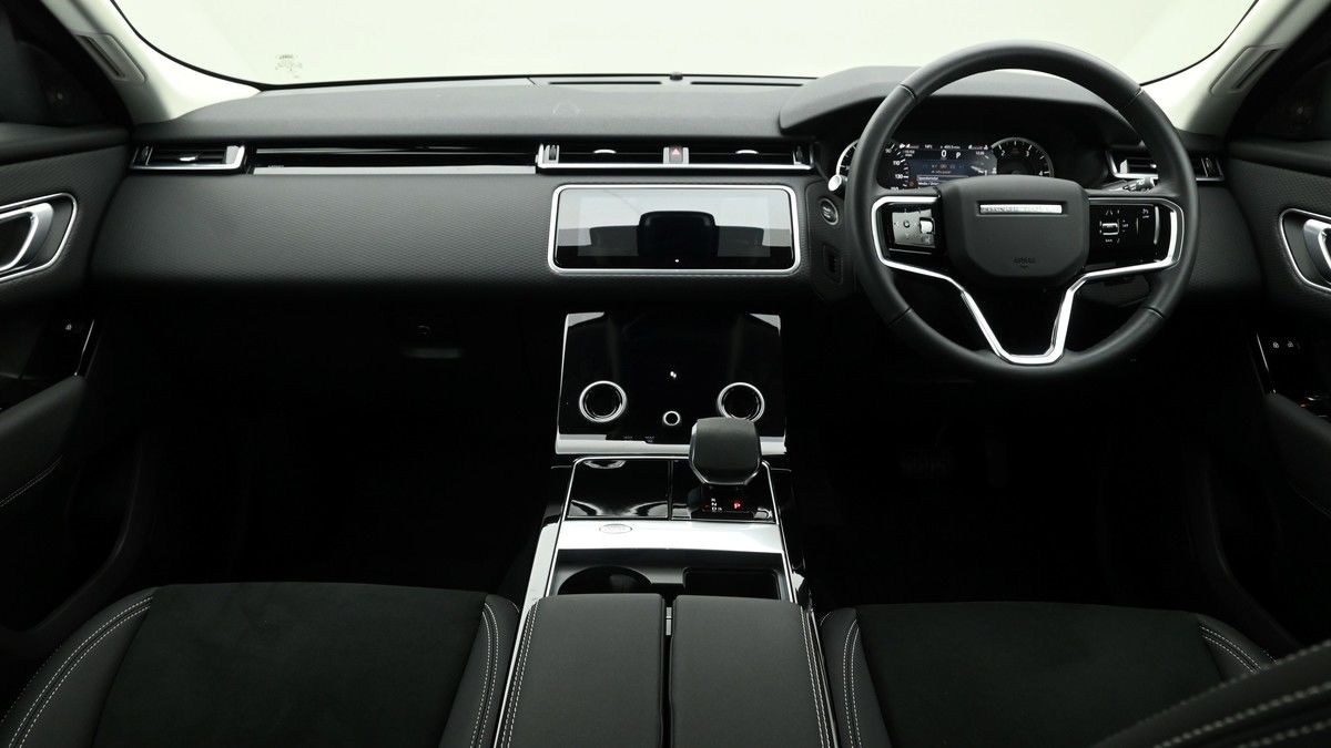 Land Rover Range Rover Velar Image 14