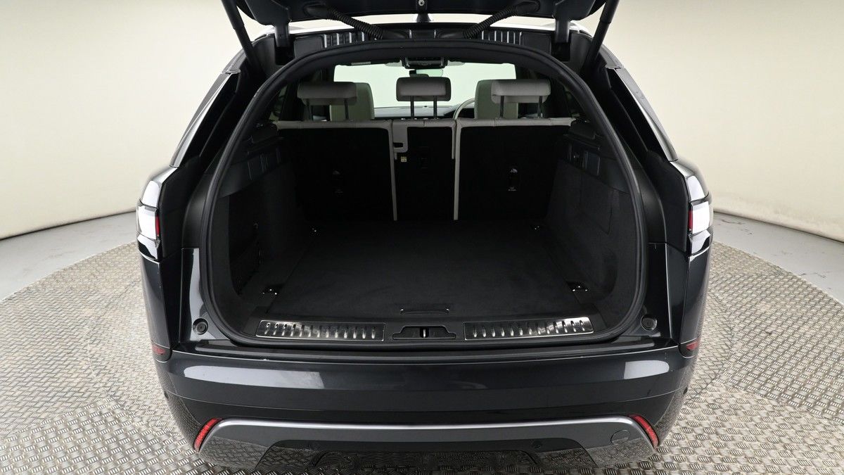 Land Rover Range Rover Velar Image 10