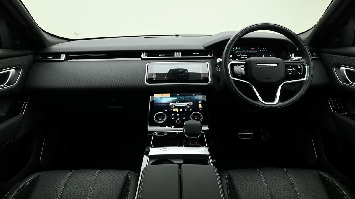 Land Rover Range Rover Velar Image 14