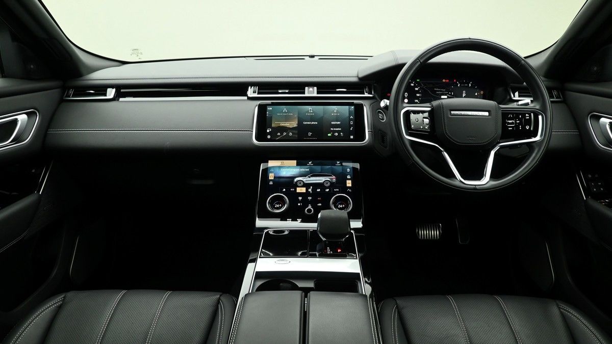 Land Rover Range Rover Velar Image 14