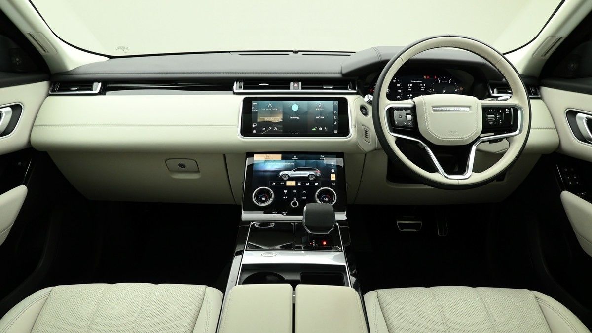 Land Rover Range Rover Velar Image 14