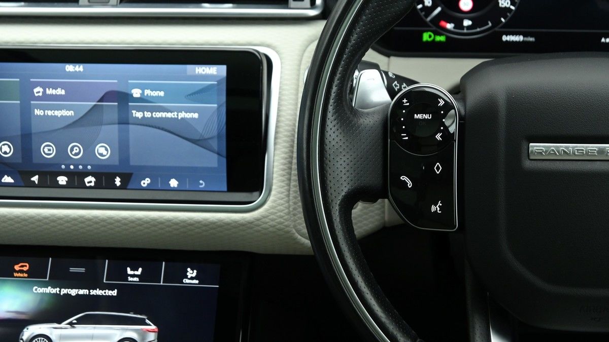 Land Rover Range Rover Velar Image 15