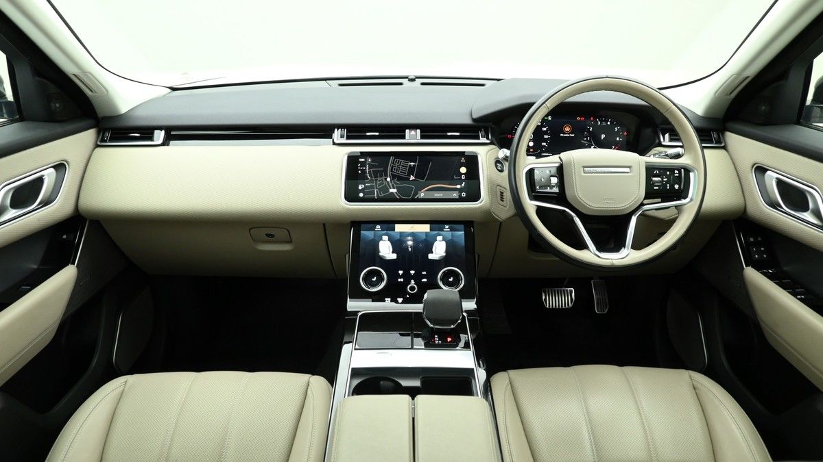 Land Rover Range Rover Velar Image 14