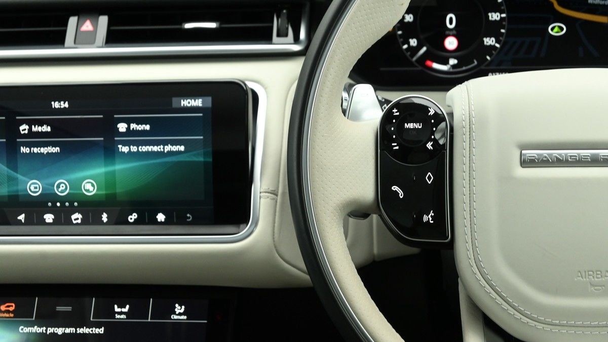 Land Rover Range Rover Velar Image 15