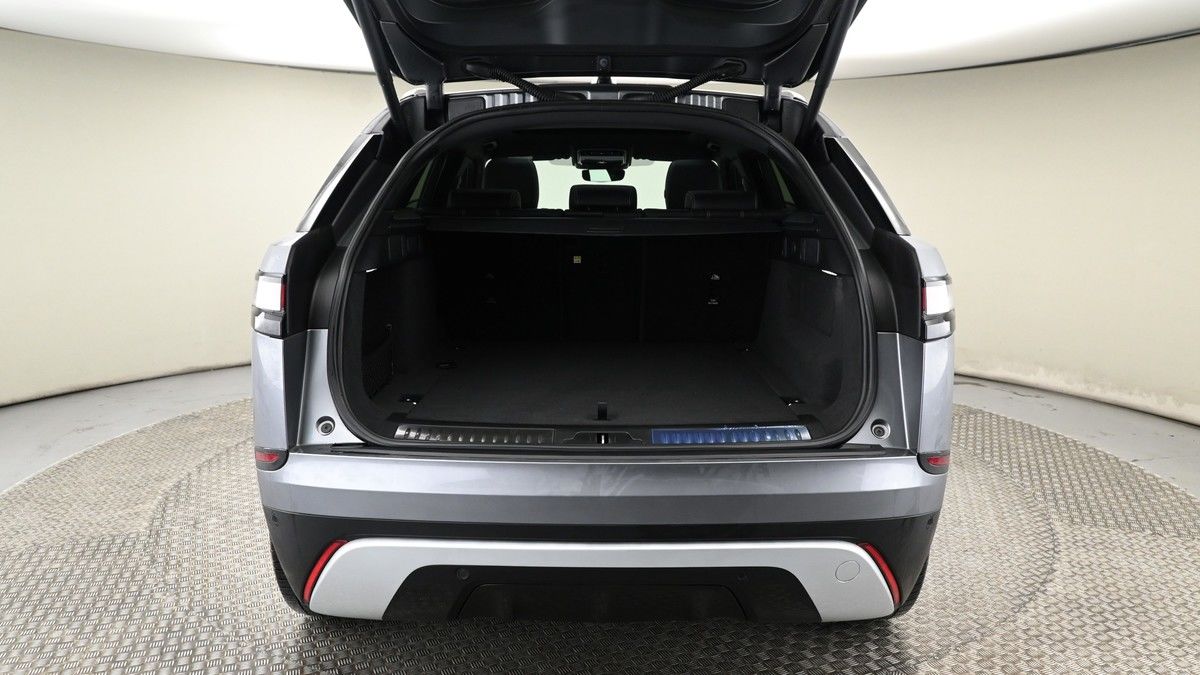 Land Rover Range Rover Velar Image 10