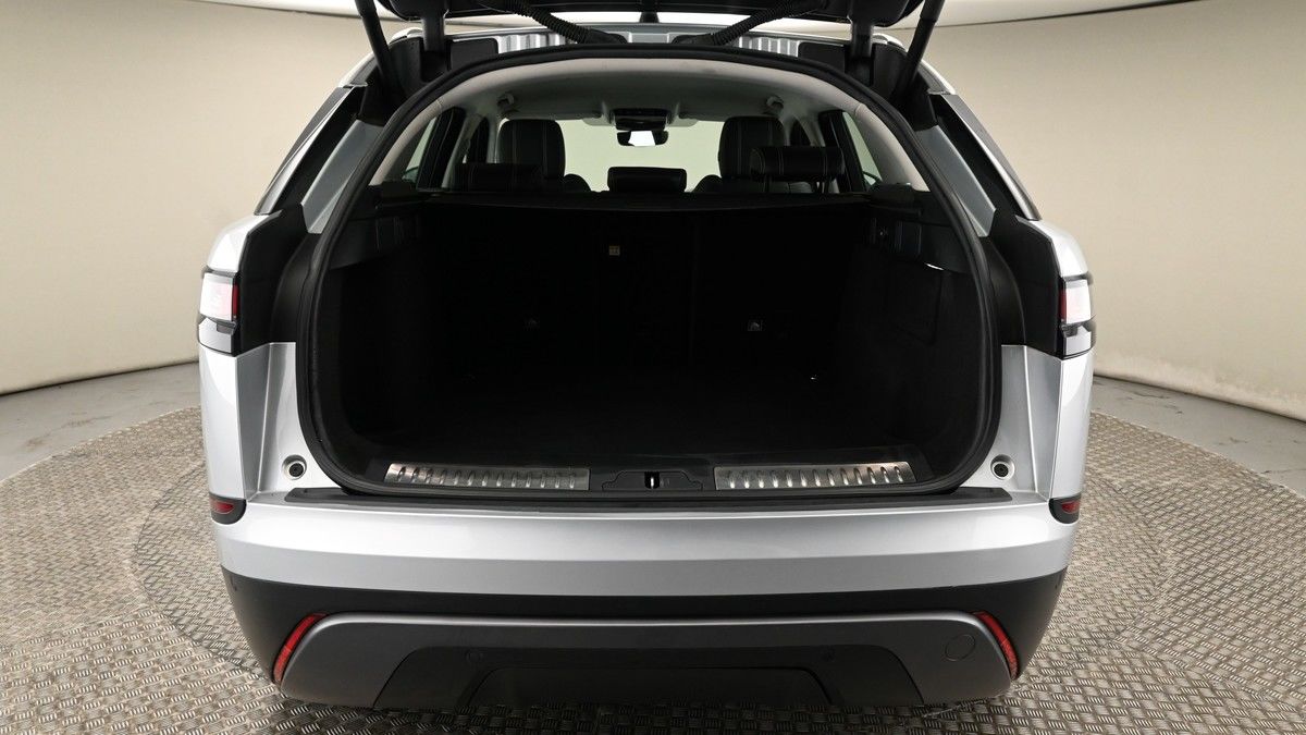 Land Rover Range Rover Velar Image 10