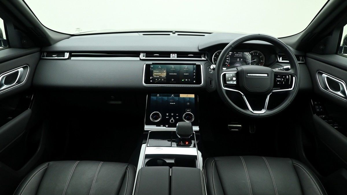 Land Rover Range Rover Velar Image 14