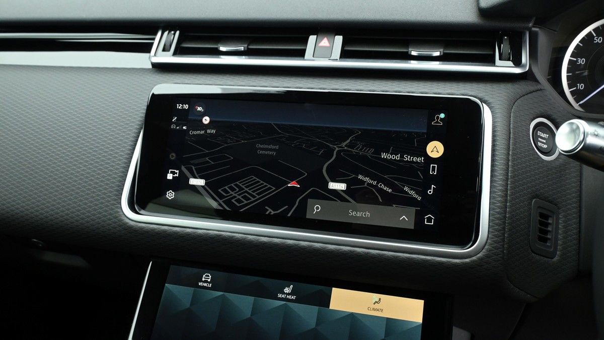 Land Rover Range Rover Velar Image 11