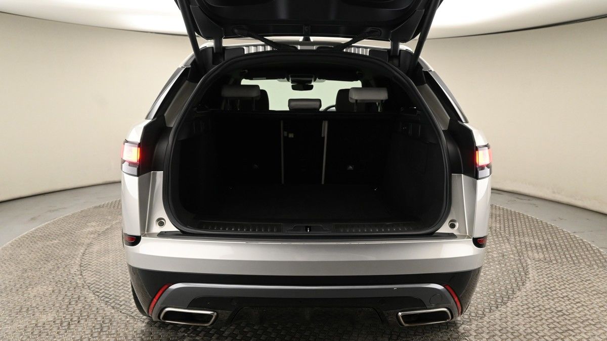 Land Rover Range Rover Velar Image 5