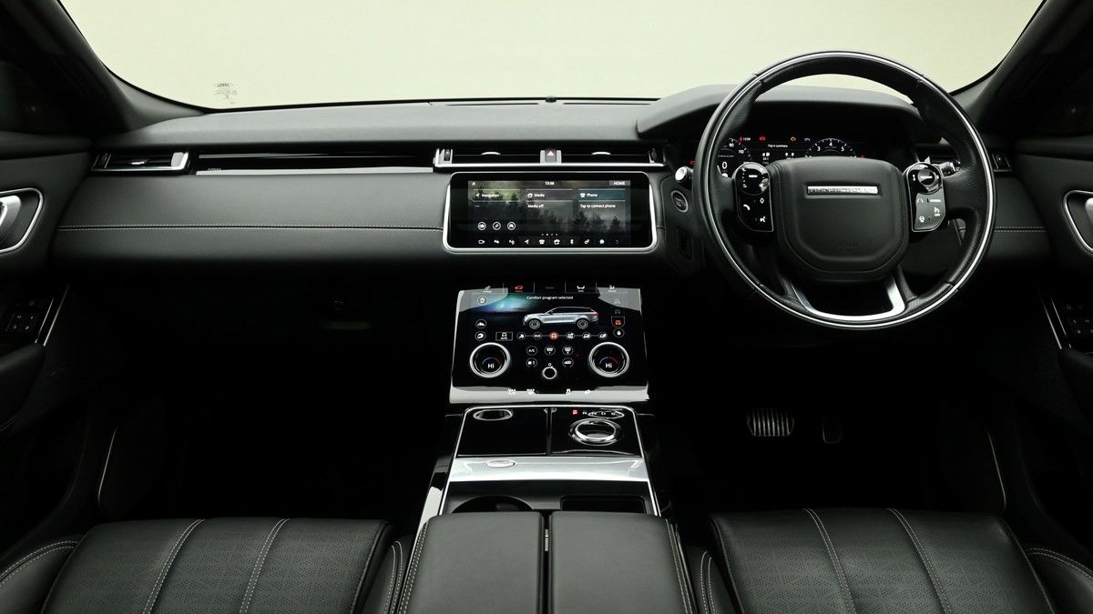 Land Rover Range Rover Velar Image 14