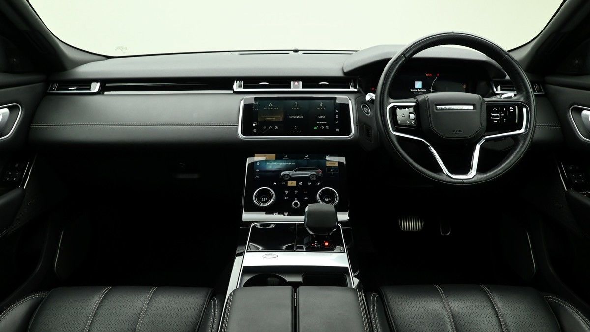 Land Rover Range Rover Velar Image 14