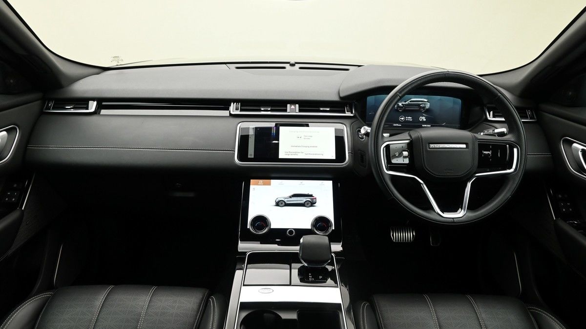 Land Rover Range Rover Velar Image 14