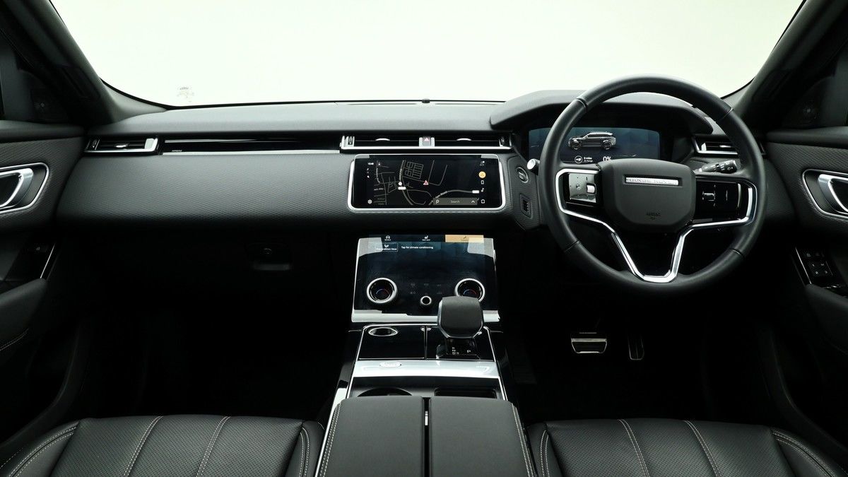 Land Rover Range Rover Velar Image 13