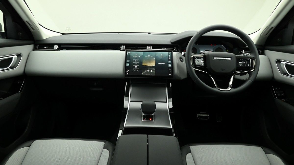 Land Rover Range Rover Velar Image 14