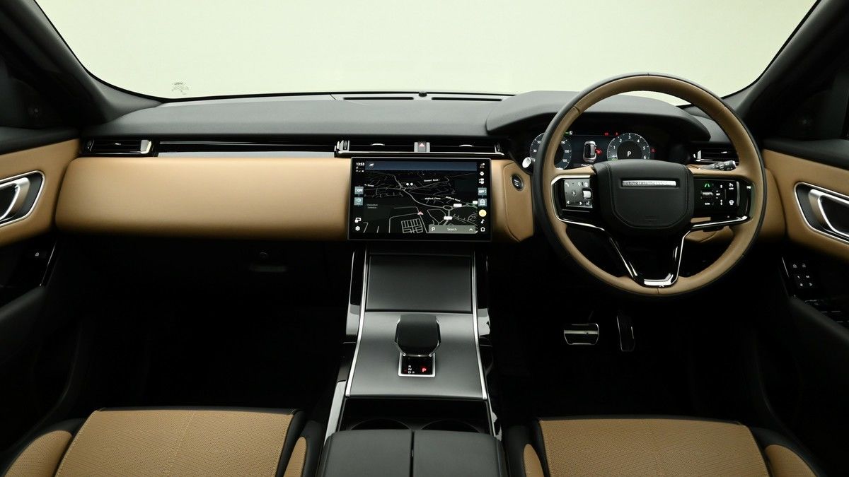 Land Rover Range Rover Velar Image 14