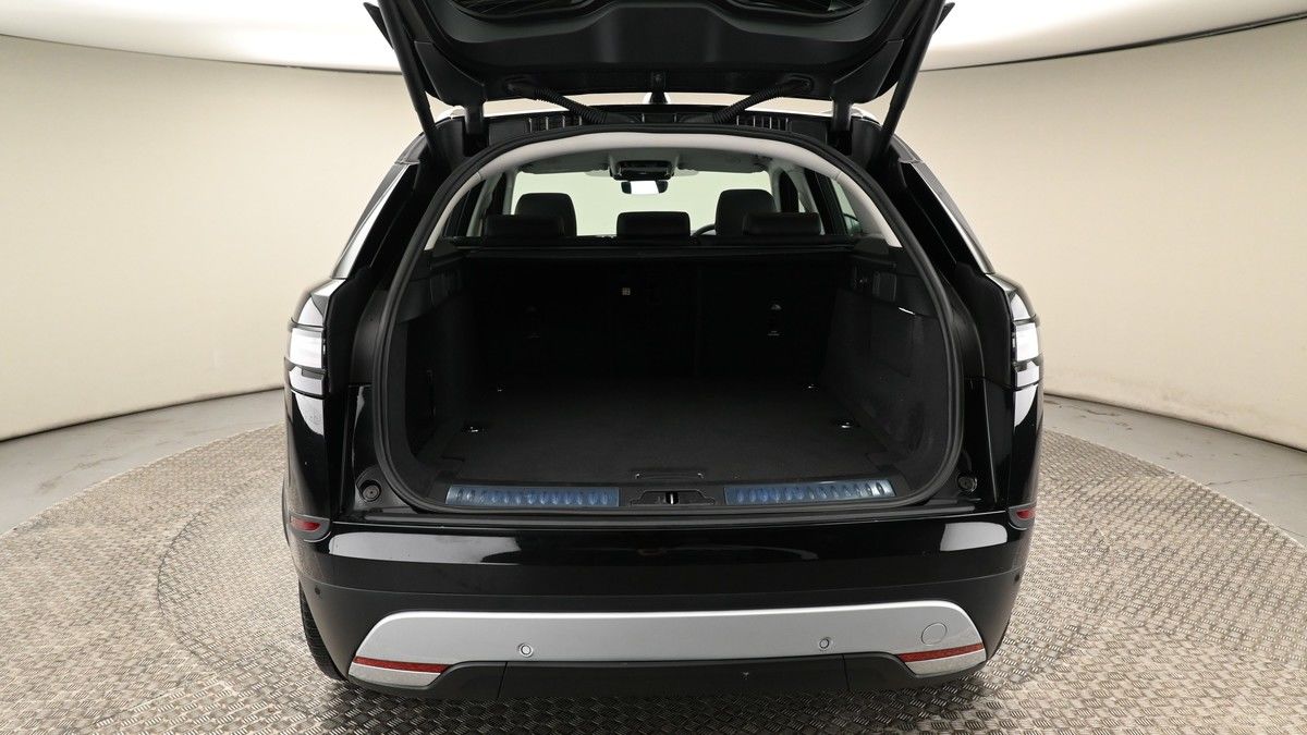 Land Rover Range Rover Velar Image 10