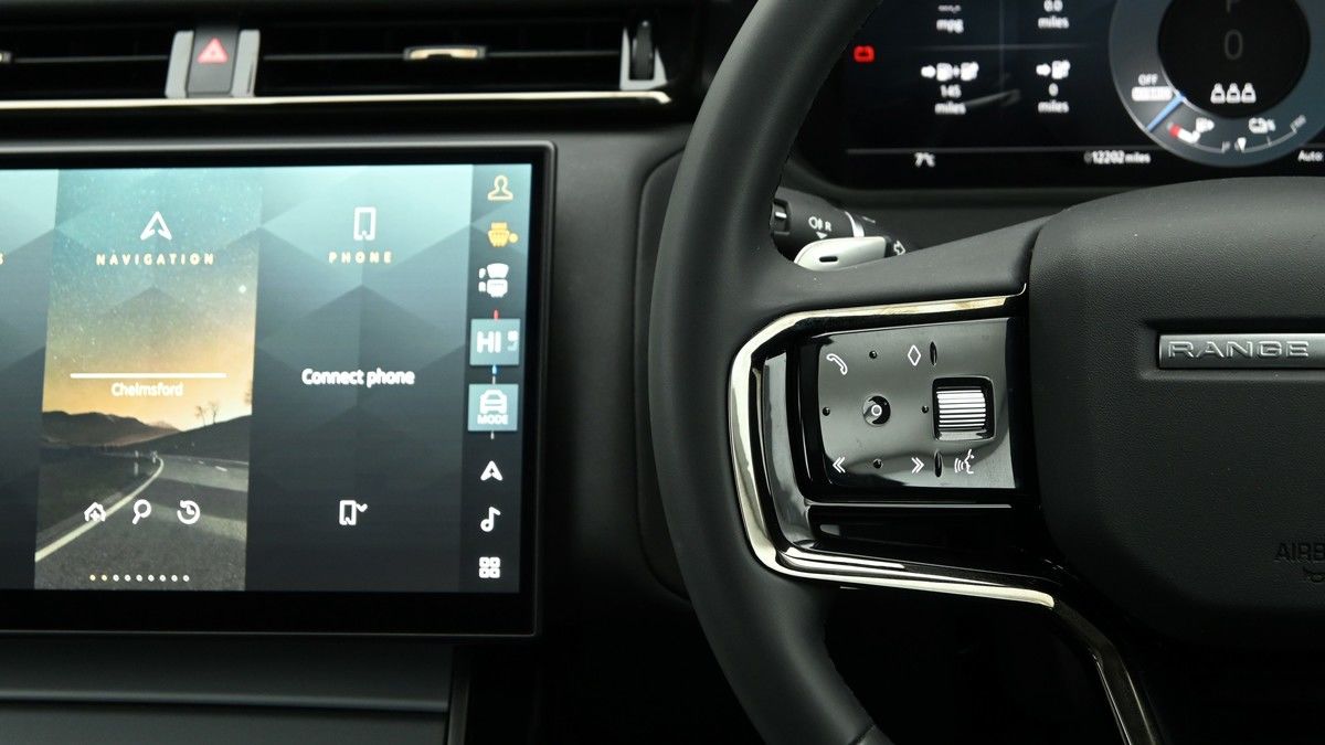 Land Rover Range Rover Velar Image 15