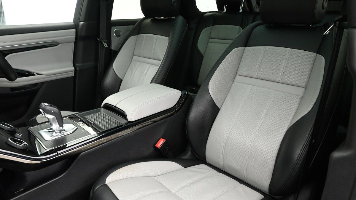 Land Rover Range Rover Evoque Image 4