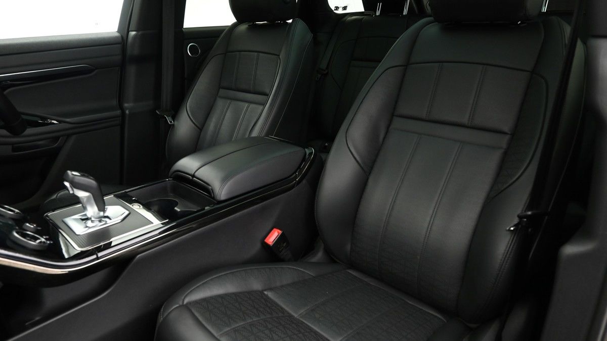 Land Rover Range Rover Evoque Image 4