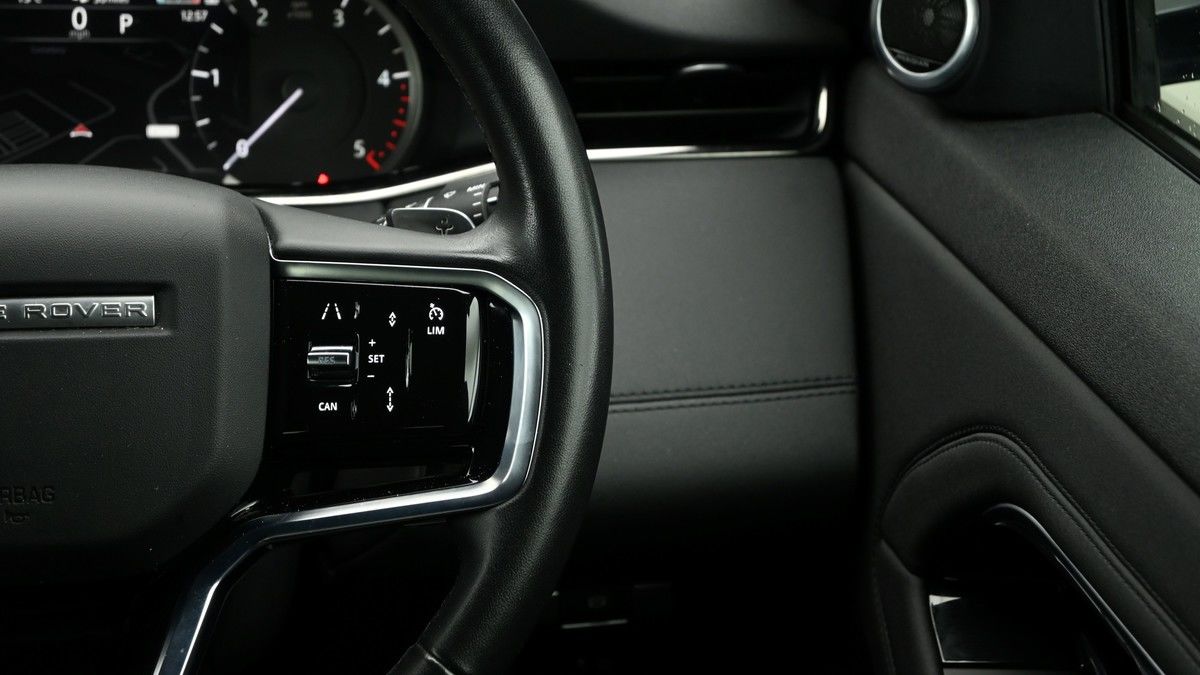 Land Rover Range Rover Evoque Image 16