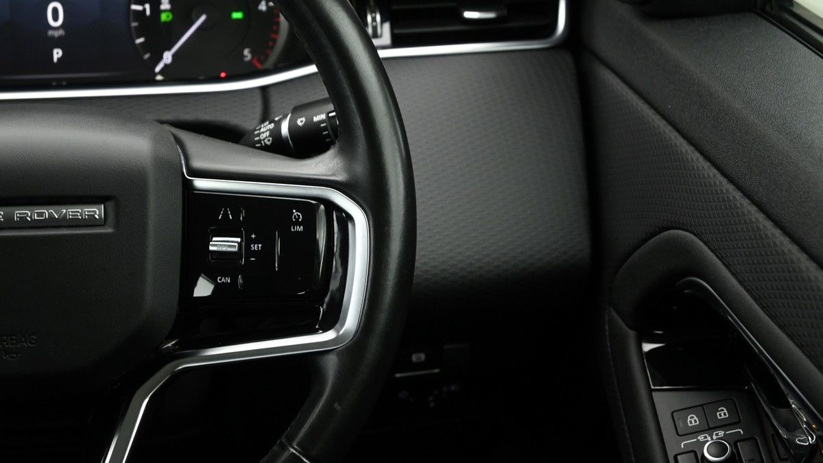 Land Rover Range Rover Evoque Image 16