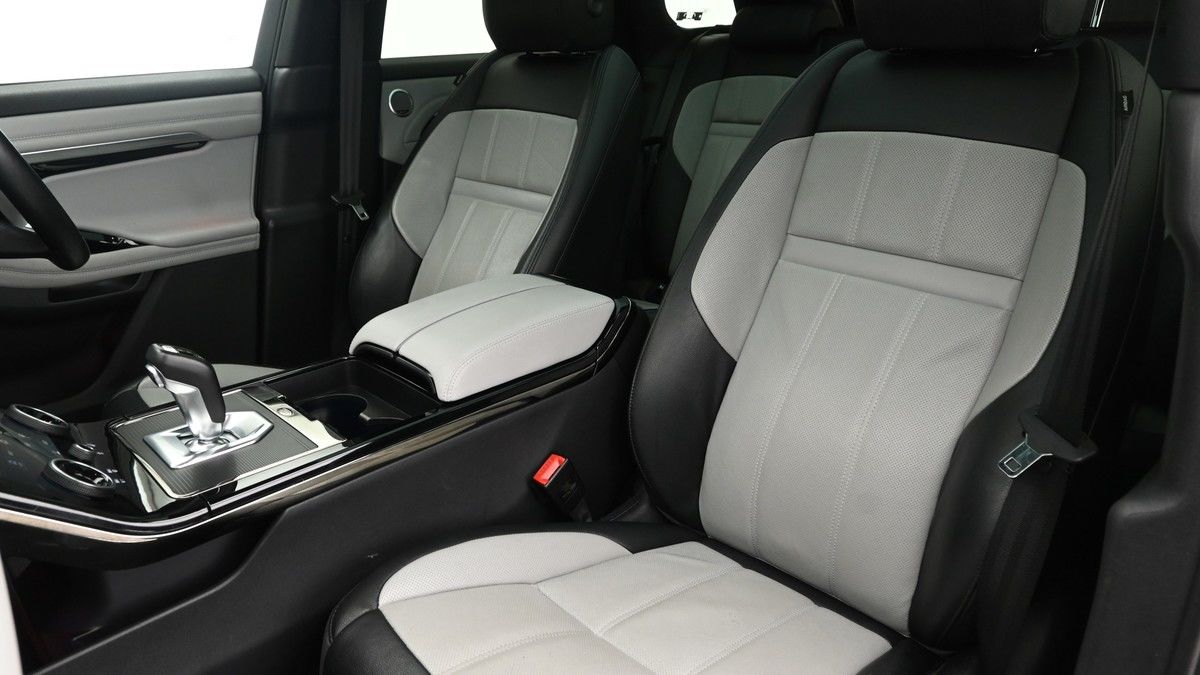 Land Rover Range Rover Evoque Image 4