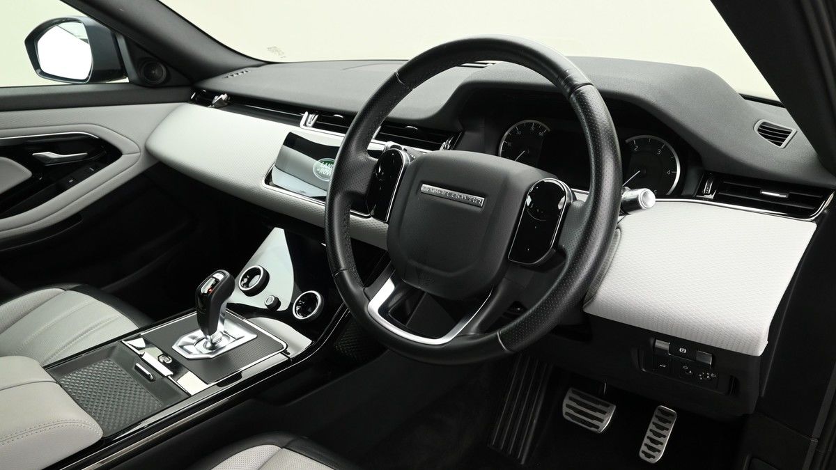 Land Rover Range Rover Evoque Image 3