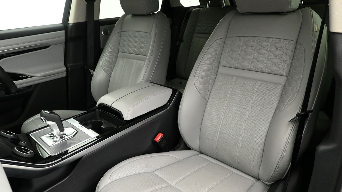 Land Rover Range Rover Evoque Image 4