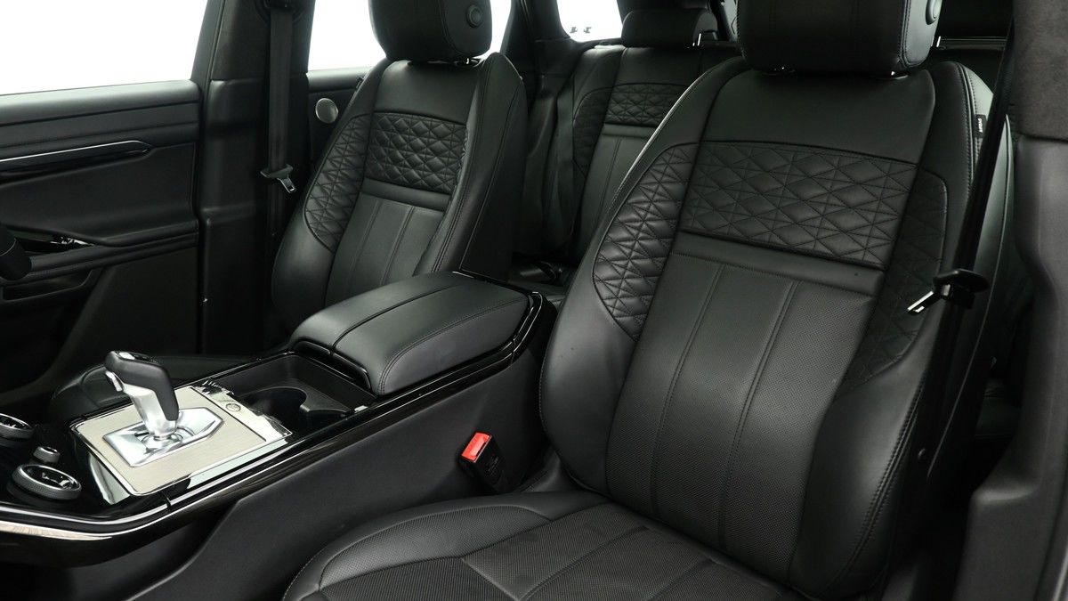 Land Rover Range Rover Evoque Image 4