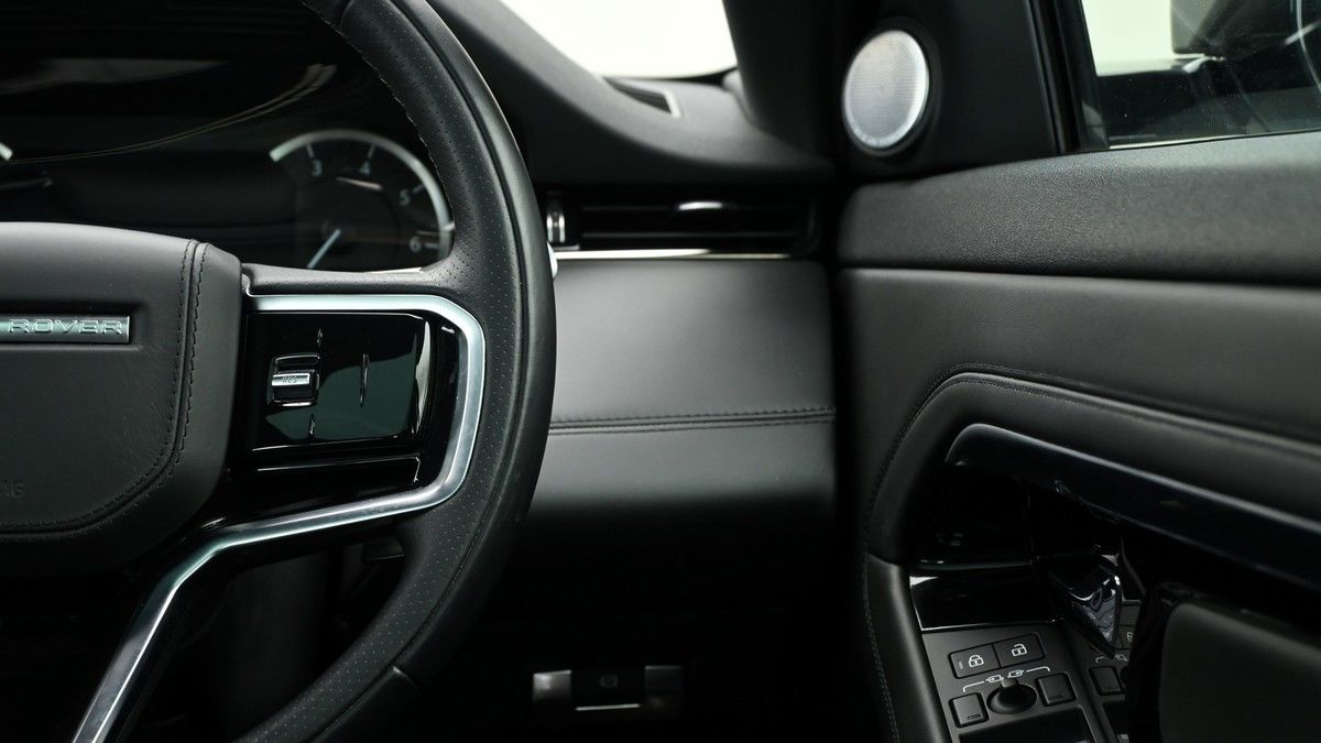 Land Rover Range Rover Evoque Image 16