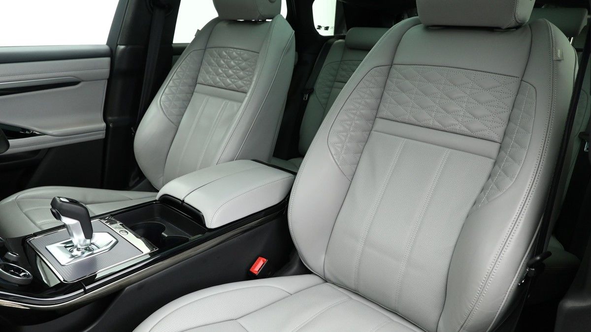 Land Rover Range Rover Evoque Image 4