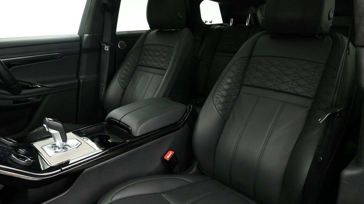 Land Rover Range Rover Evoque Image 4