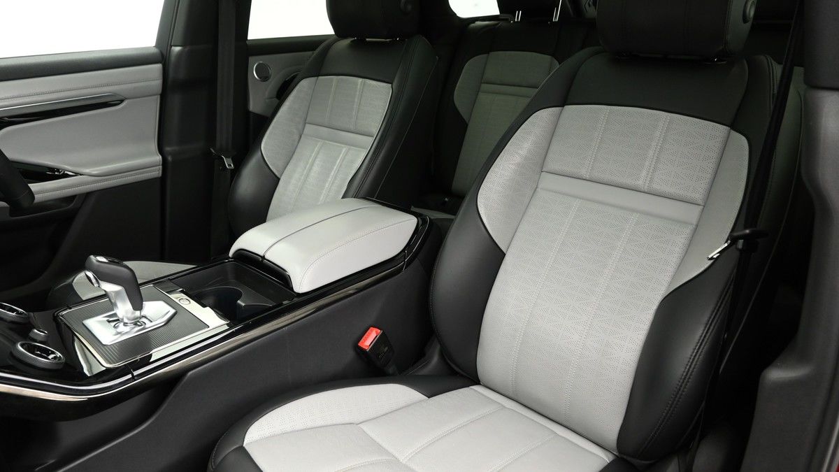 Land Rover Range Rover Evoque Image 4