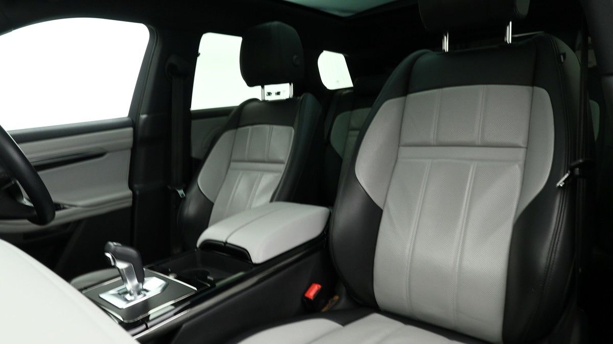 Land Rover Range Rover Evoque Image 4