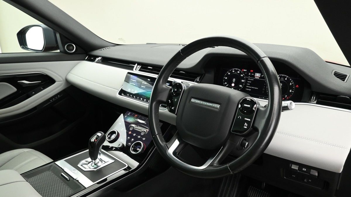 Land Rover Range Rover Evoque Image 3