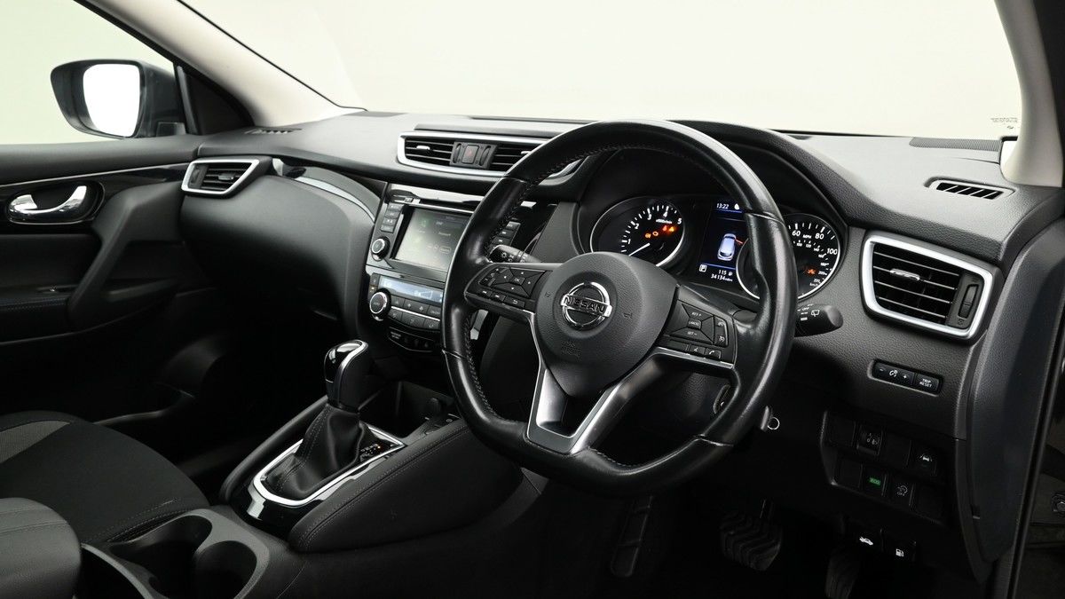 More views of Nissan Qashqai