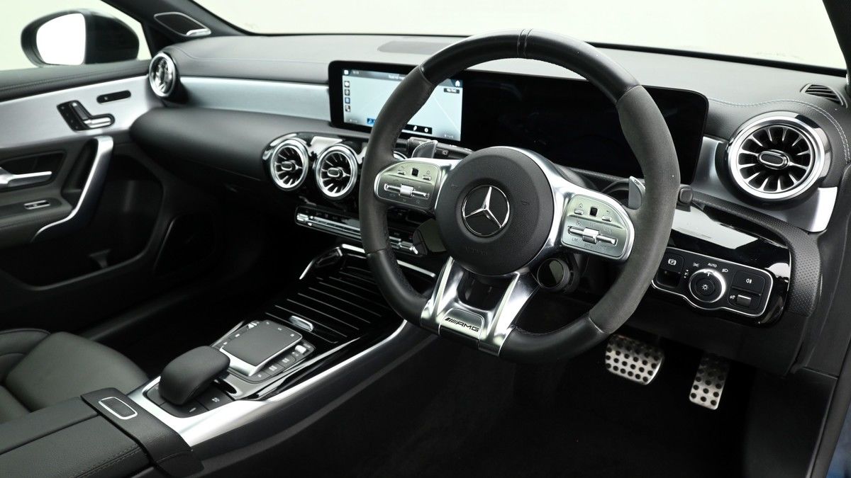 Mercedes-Benz A Class Image 3