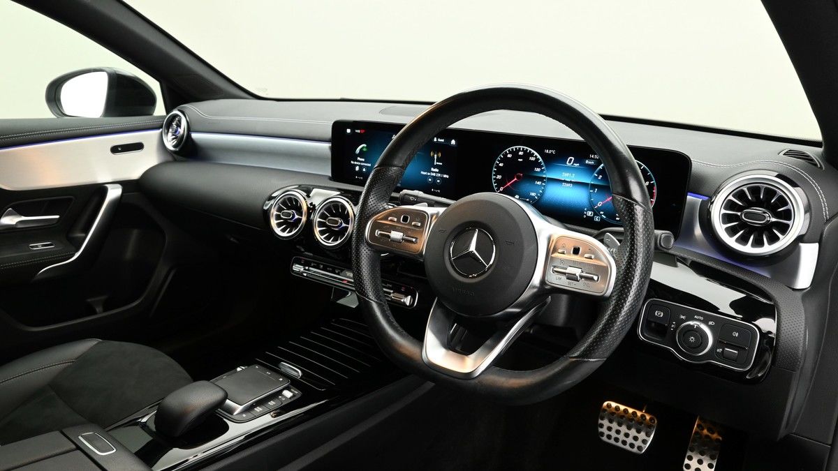 Mercedes-Benz A Class Image 3