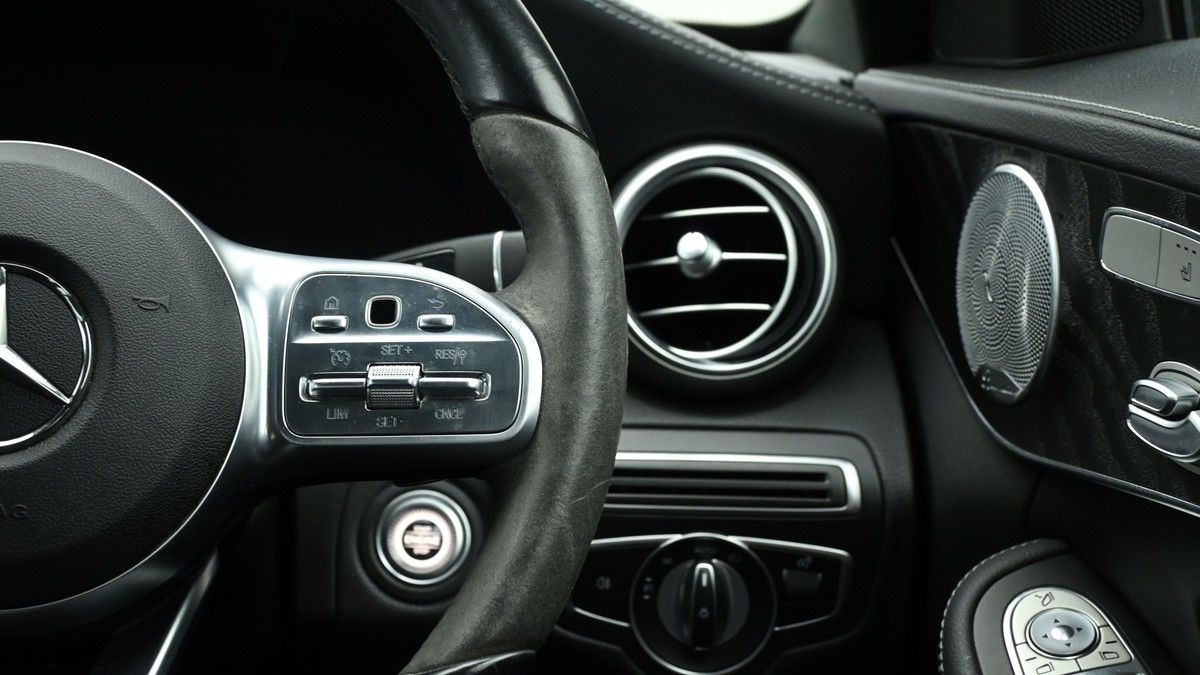 Mercedes-Benz C Class Image 16