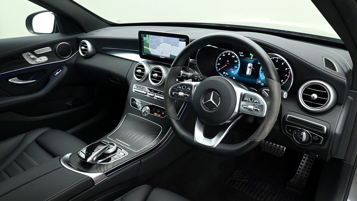 Mercedes-Benz C Class Image 3